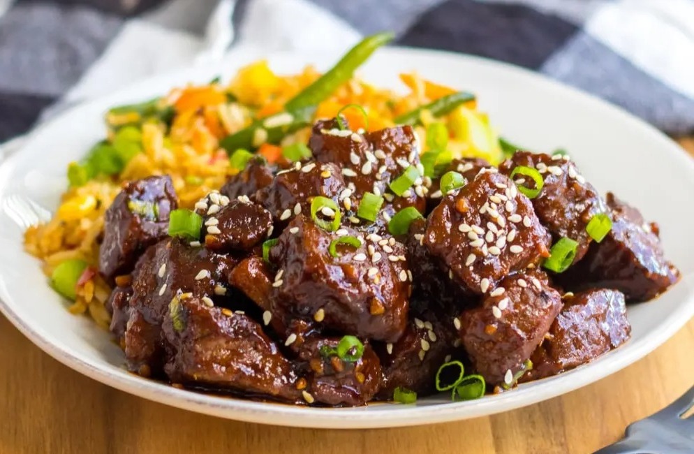Crock Pot Garlic Butter Steak Bites